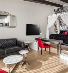 A Romantic Honeymoon in Kuşadası: Unforgettable Moments at the Charisma De Luxe Hotel